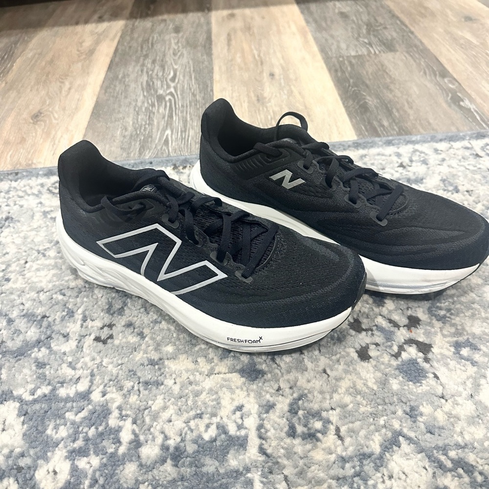 New Balance Vongo